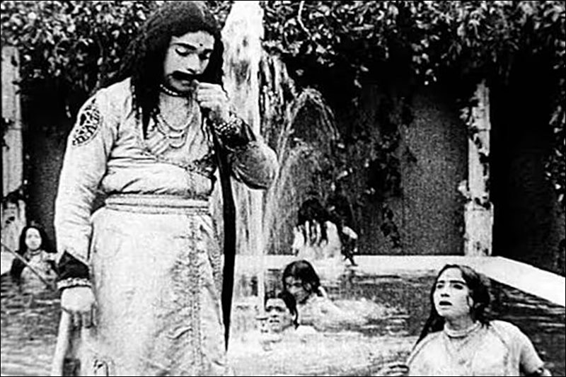 a scene from raja harishchandra movie